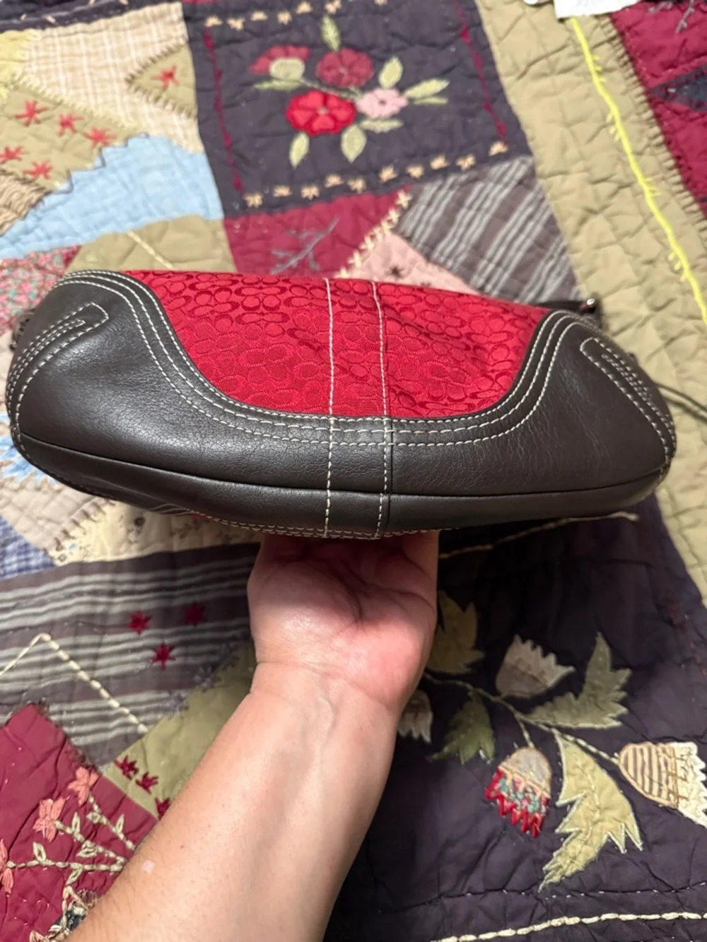 Red and chocolate large soho boho Coach purse - Picture 8 of 9